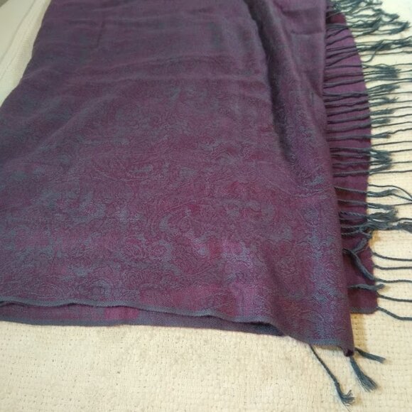 PASHMINA  long  pashmina  &  silk  scarf/wrap/shawl/coverup - Picture 9 of 12